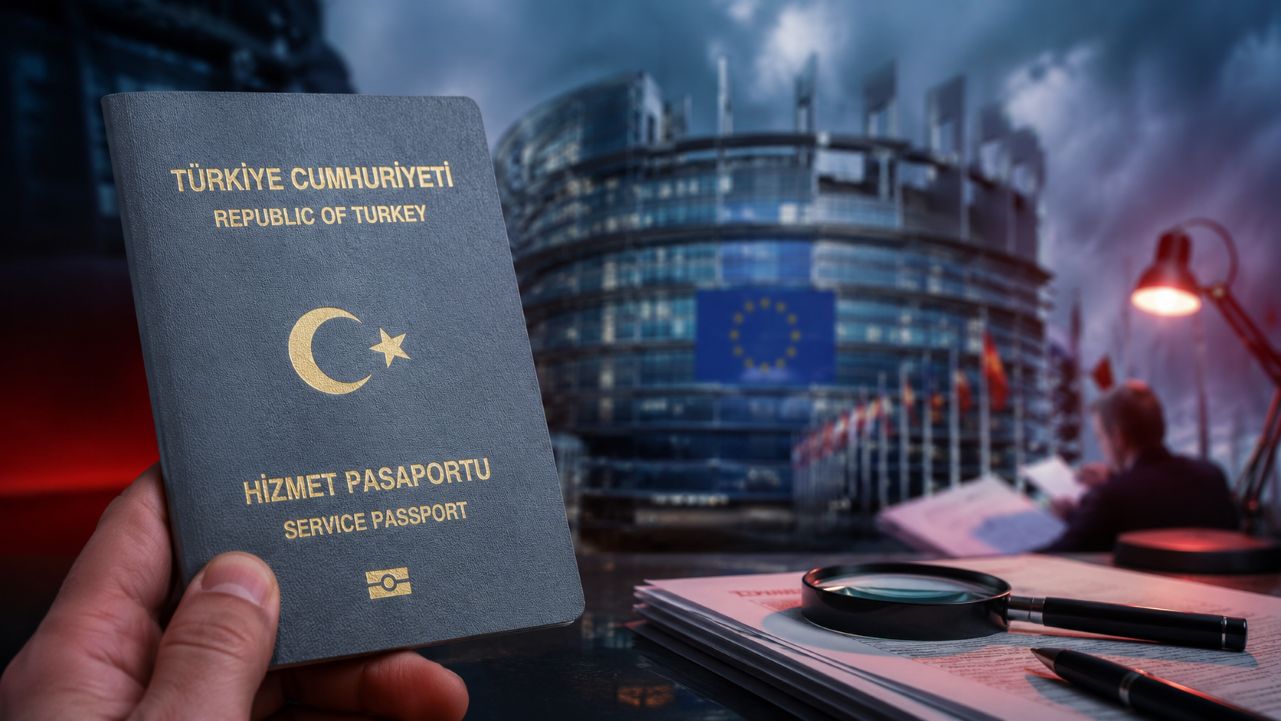 Avrupa Parlamentosu'ndan Türkiye'ye gri pasaport uyarısı: Vizesiz seyahat hakkı tehlikede mi? 1 Gri pasaport olarak bilinen hususi pasaportlar zan altında