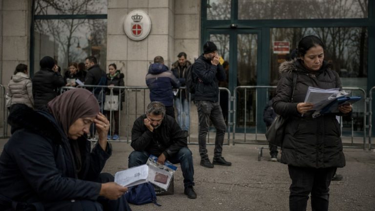 Danimarka 17 Nisan'da yapılan vize başvurularını incelemeye başladığını duyurdu