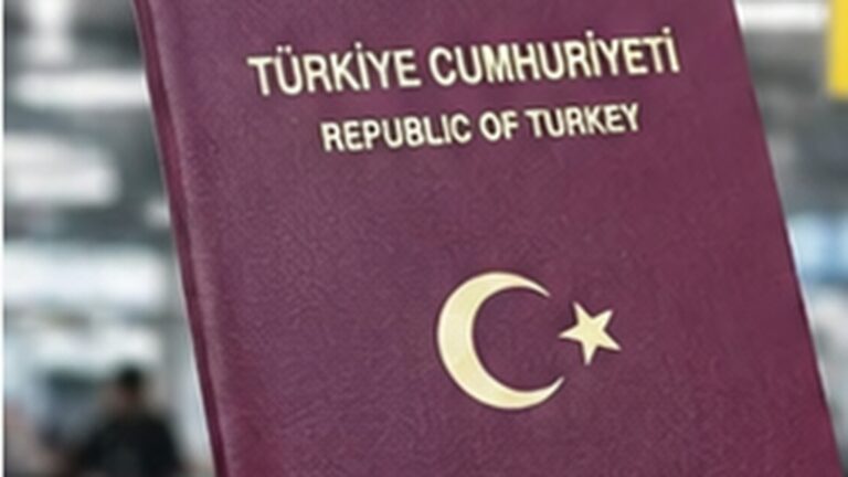 Schengen cezası haberinde havalimanında tutulan Türk pasaportu