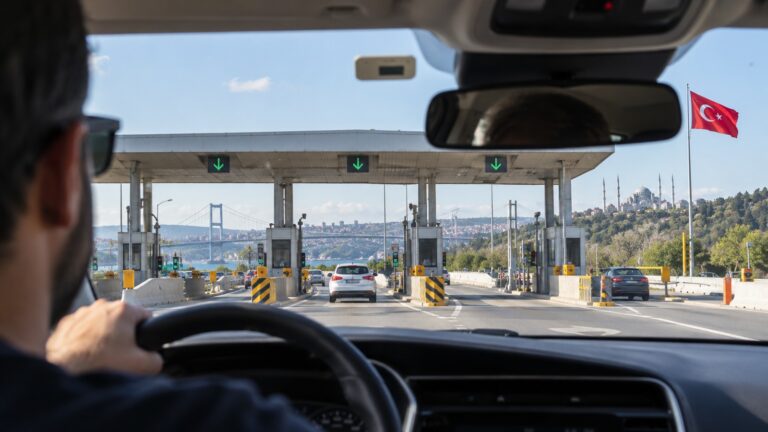Peajes en Turquía con coche de alquiler: cómo funciona HGS